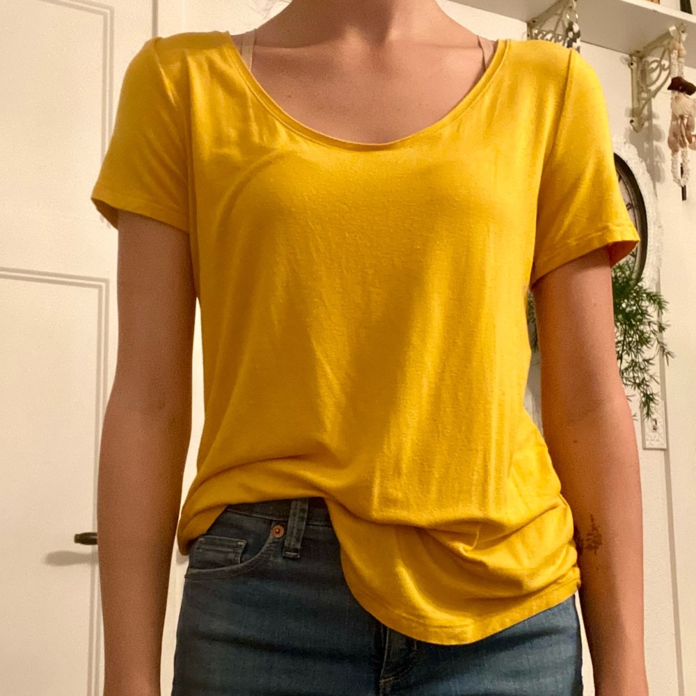 Basic Yellow Top